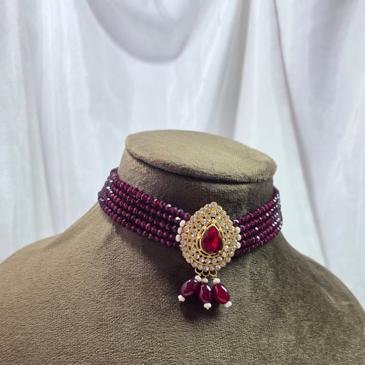 Dark Maroon Leaf Pendant Choker