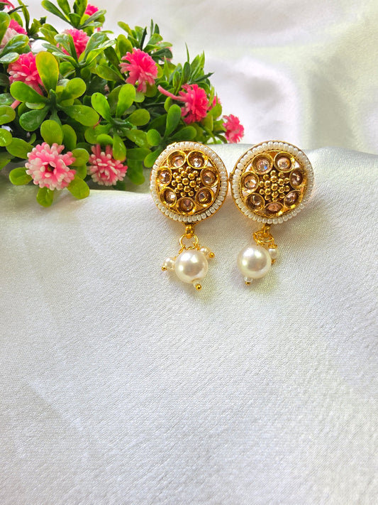 Covina White Pearl Choker Set