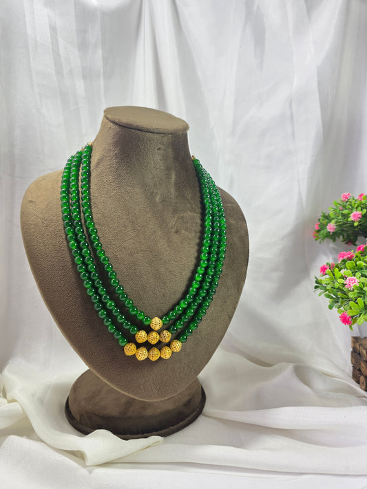 Royal Emerald Green Triple-layer Pearl Mala