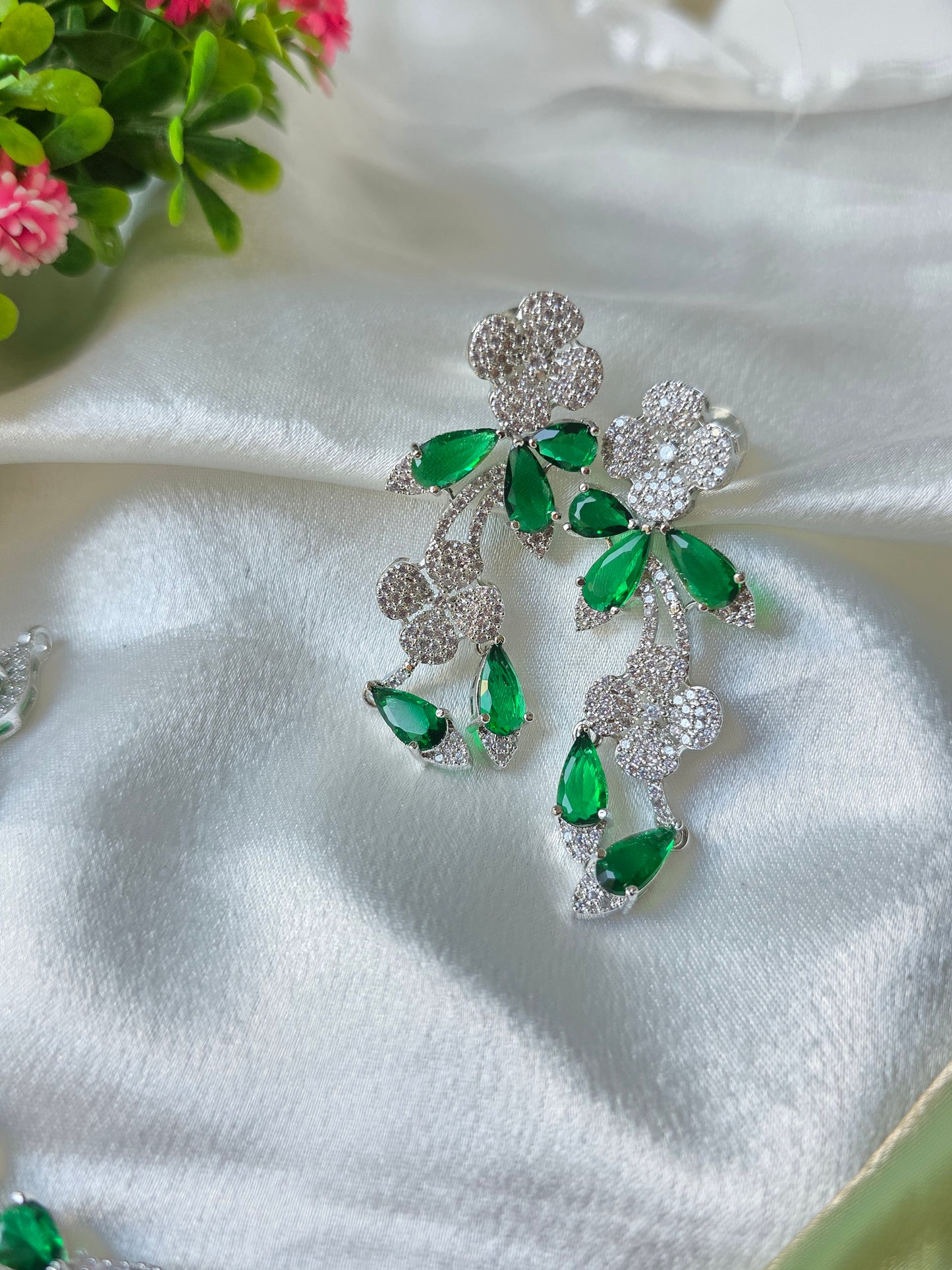 Berry Green AD Necklace