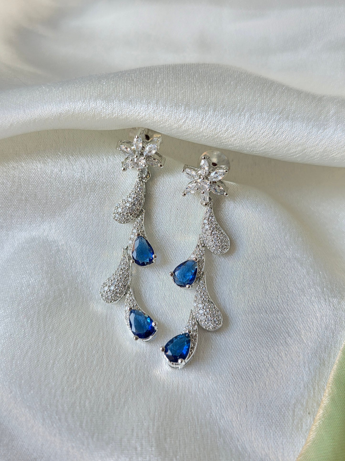 Velora Blue AD Necklace