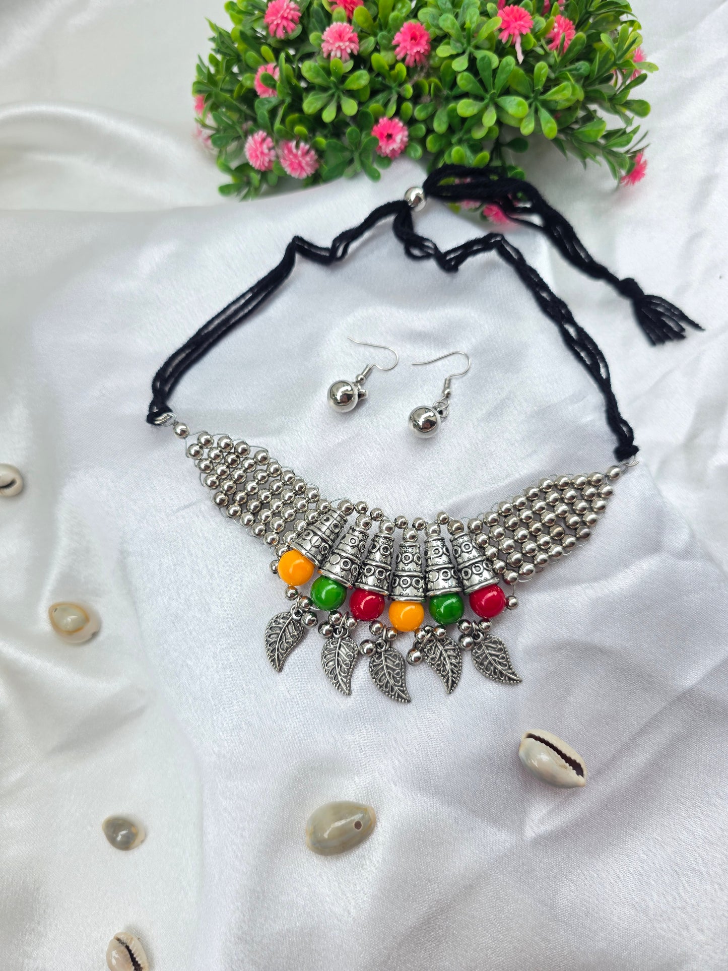 Leaf Charm Multicolor Bead Oxidised Choker Set
