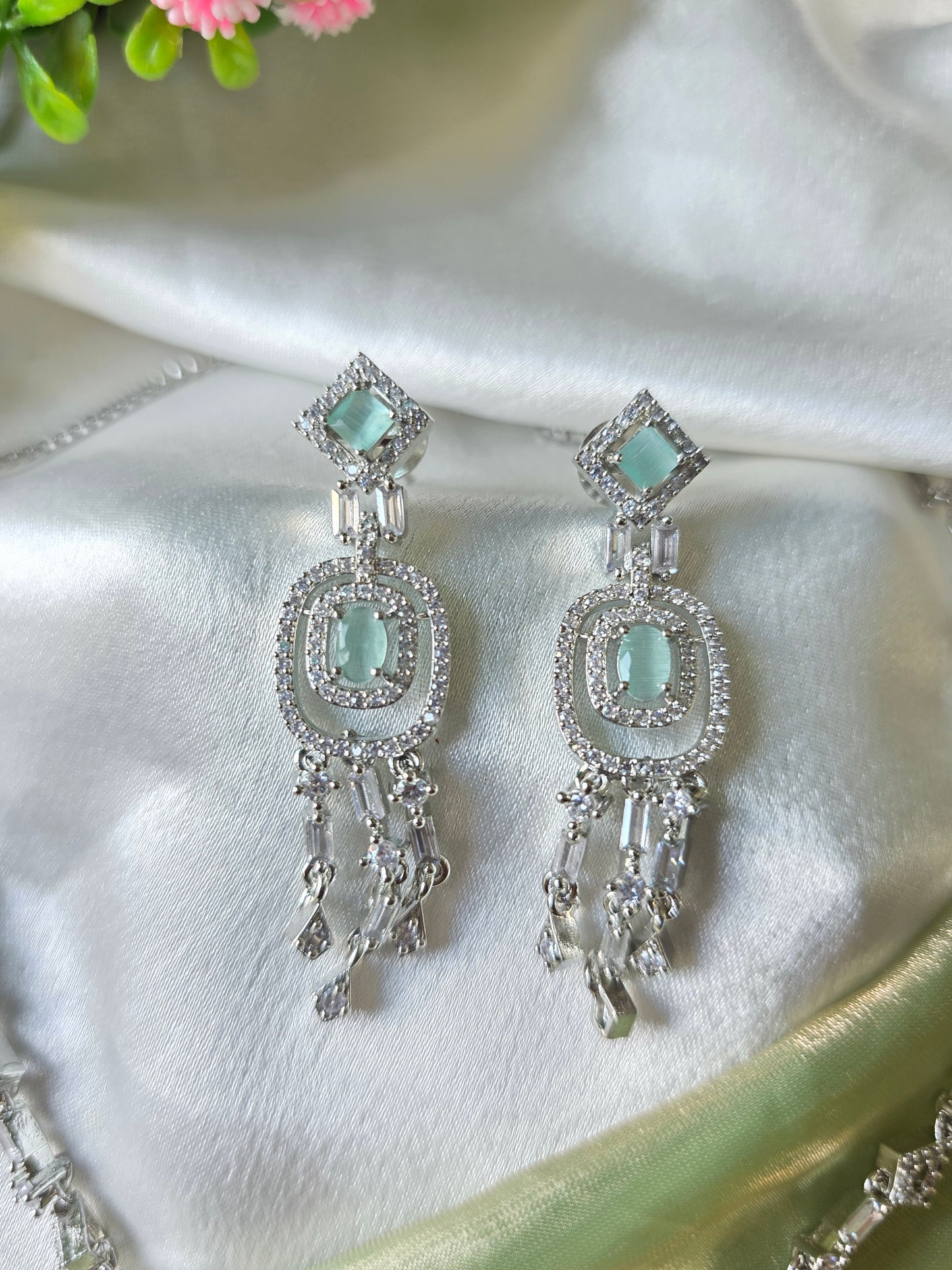 Elenza Light Green AD Necklace