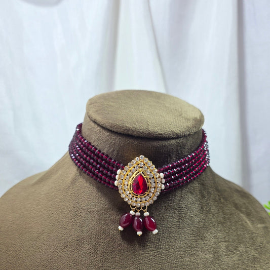 Dark Maroon Leaf Pendant Choker
