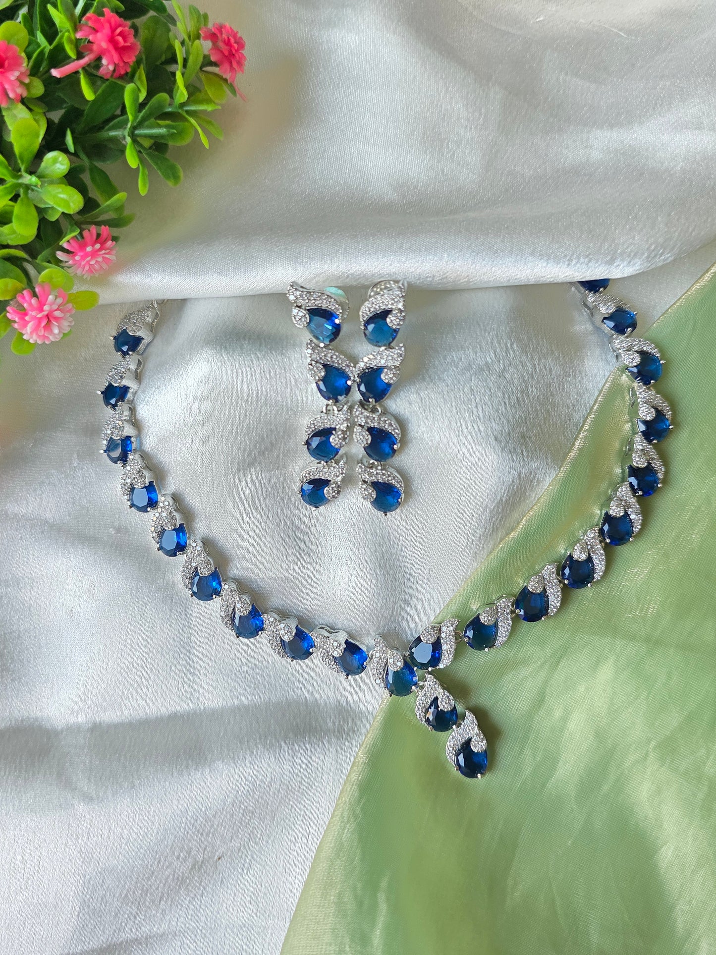 Lustre Blue AD Necklace