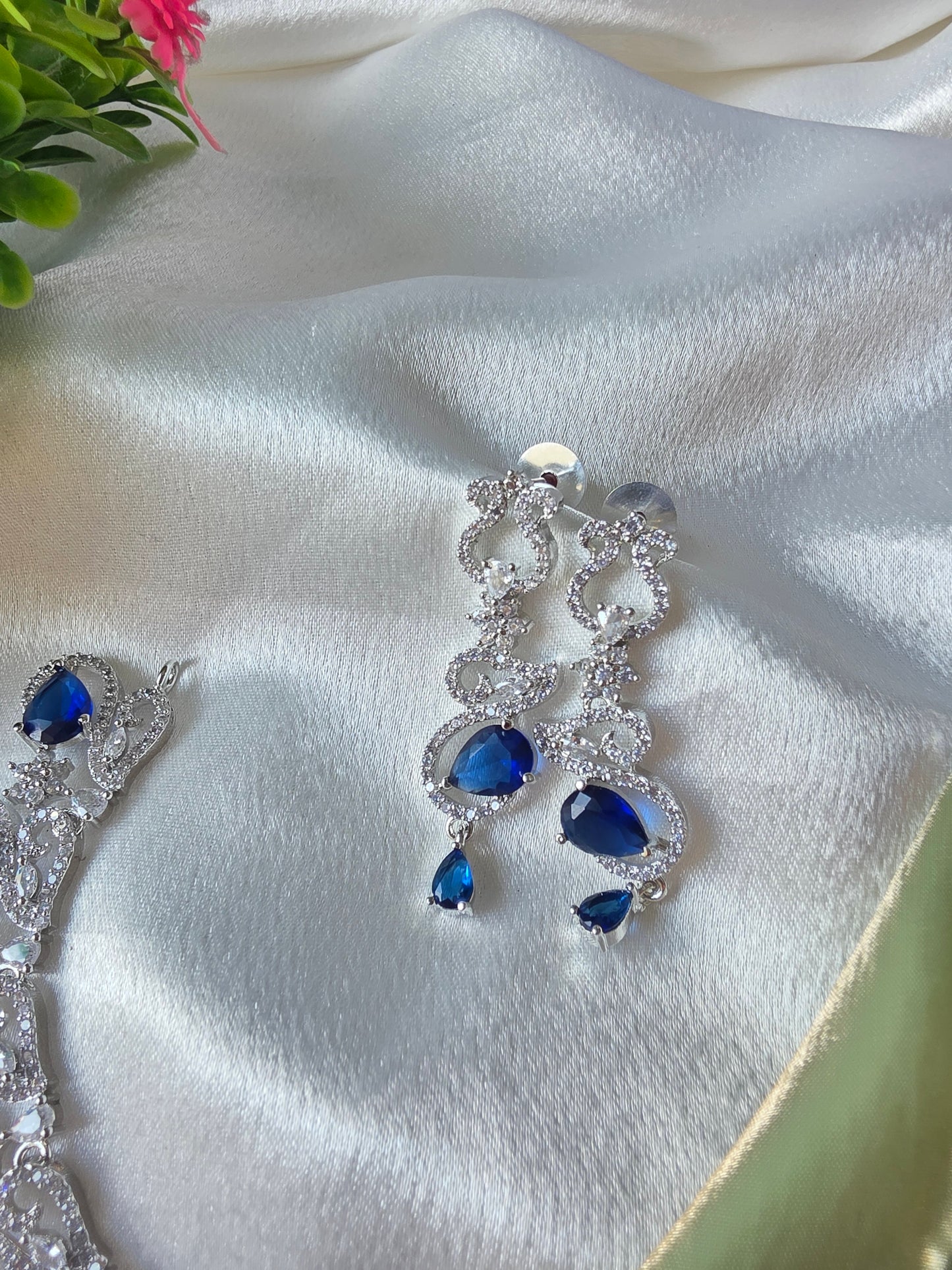 Glow Blue AD Necklace